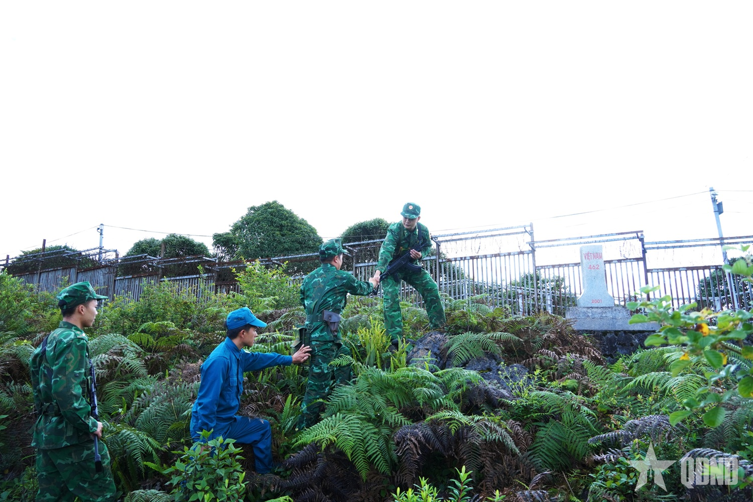 Dấu chân người lính Cụ Hồ nơi địa đầu Tổ quốc
